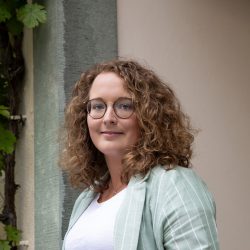 Frieg Jacqueline Frieg Jacqueline